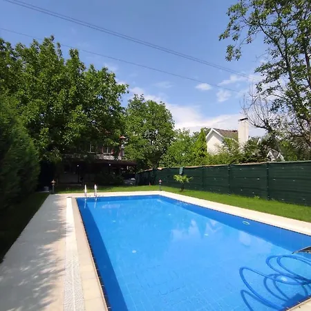 Elif Konaklama Villa *